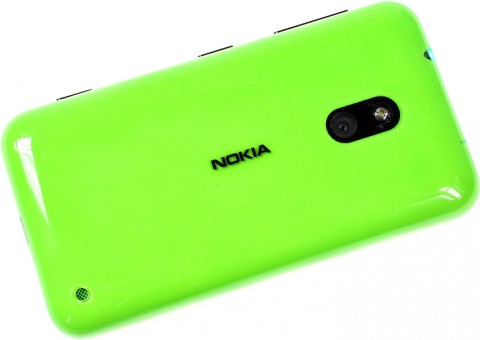 Смартфон Nokia Lumia 620