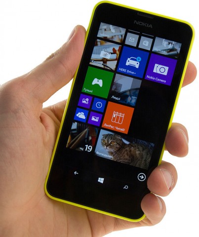 Смартфон Nokia Lumia 630