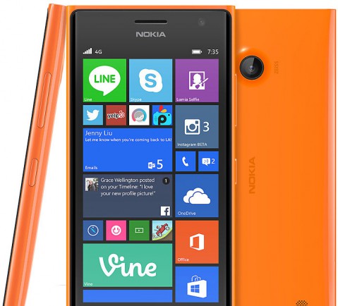 Смартфон Nokia Lumia 735