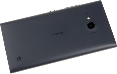 Смартфон Nokia Lumia 735