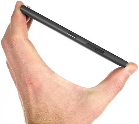 Смартфон Nokia Lumia 735