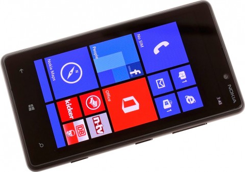 Смартфон Nokia Lumia 820