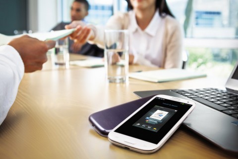 Смартфон Samsung i9300 Galaxy S III (32 Gb)