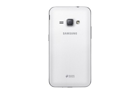 Мобильный телефон Samsung Galaxy J1 (2016) SM-J120F/DS