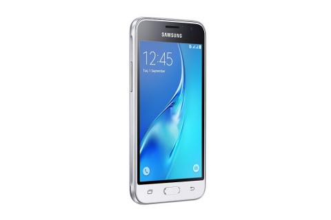 Мобильный телефон Samsung Galaxy J1 (2016) SM-J120F/DS