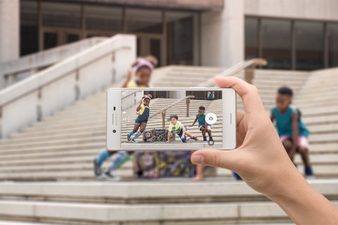 Мобильный телефон Sony Xperia X Dual 